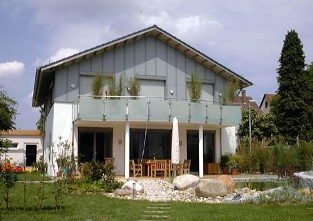 Wohnhaus in Niedrigenergiebauweise mit Wärmerückgewinnung